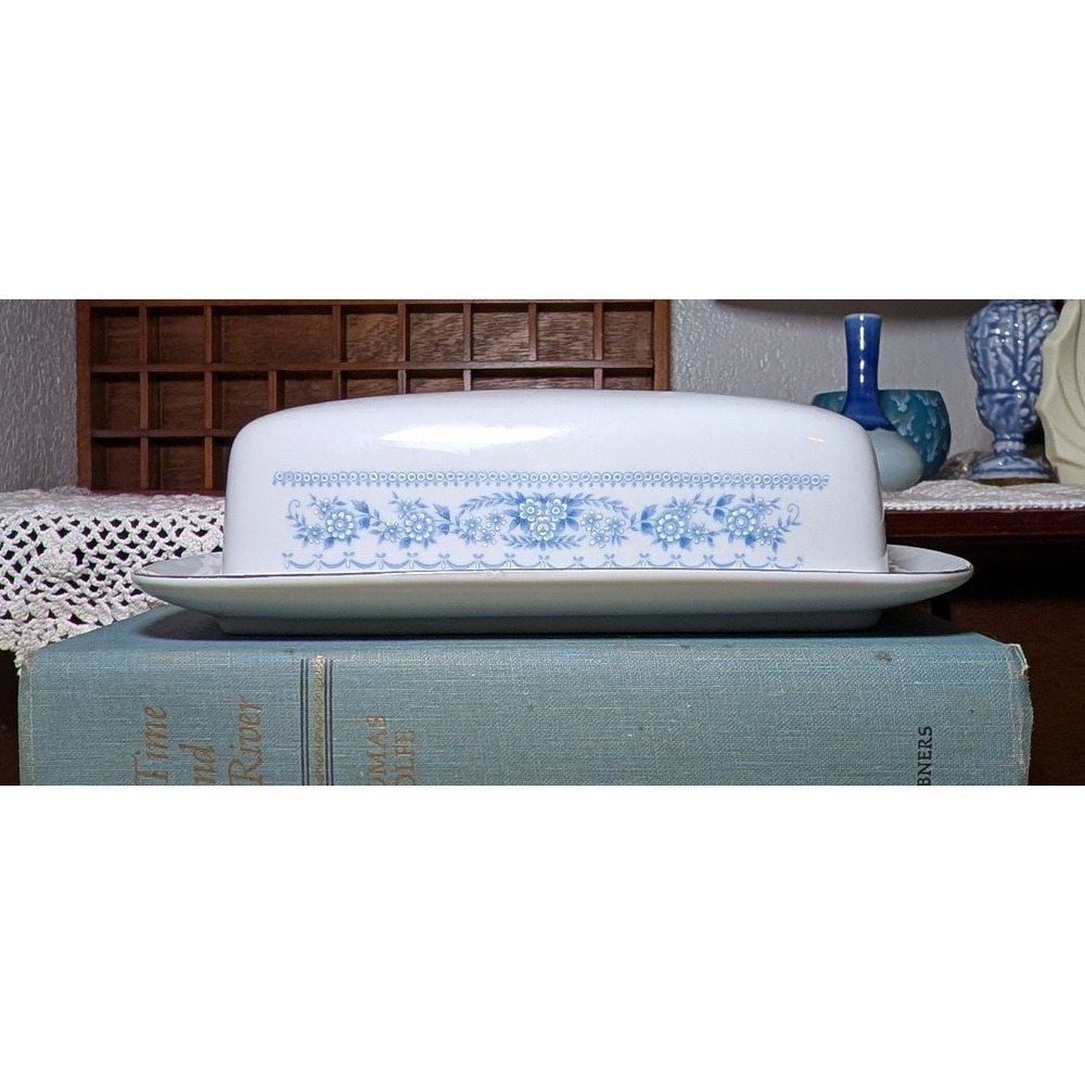 vintage blue and white floral butter dish temptations Japan(small callout)